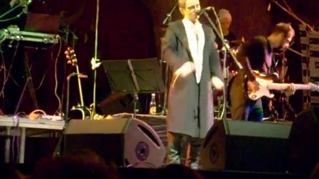 Сурганова и Оркестр, к/з Огни Уфы, Shuffle, 11 марта 2016 смотреть онлайн