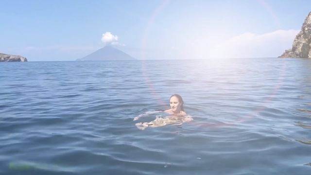 Travel & Train: Toned Body- Aqua Series 2 || Maria Sollon Fitness || Groovy Sweat Productions смотреть онлайн