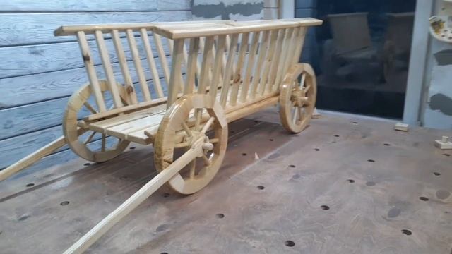 Декоративная телега для сада. смотреть онлайн