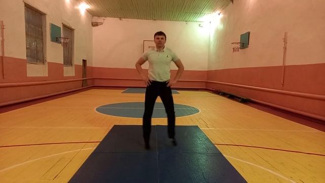 6 класс.Выполнение акробатических упражнений и комбинаций смотреть онлайн