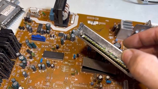 Экранирование в электронике."Шапочка из фольги" для радиодеталей смотреть онлайн