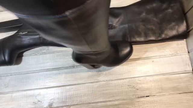 Ботфорты "Julia" смотреть онлайн