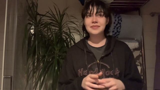 ОБРЕЗАЛА ЧЕЛКУ/мини-влог из 2021 смотреть онлайн