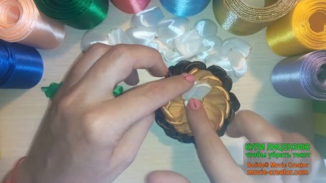 цветок из атласных лент Канзаши МК サテンリボンの花\ Flower of satin ribbons смотреть онлайн