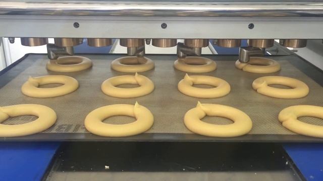 Dresseuse Avamo AV-TP400 : Paris-Brest смотреть онлайн