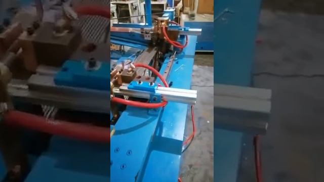 Double Side T Butt Welding Machine смотреть онлайн