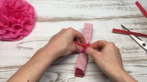 Шикарная  хризантема из бумажных салфеток.  Сервировка стола