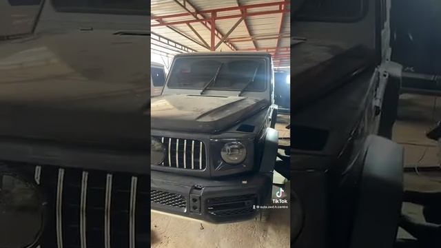 Modificações de Mercedes G63 2015 para 2022 na Auto ZED H Centro. смотреть онлайн