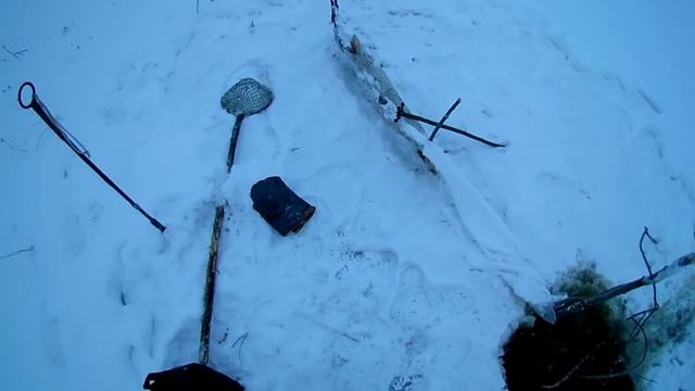 ПРОВЕРКА МОРД(ВЕРШ)/ЛОВЛЯ РЫБЫ ЛОВУШКАМИ/АРХАНГЕЛЬСКАЯ ОБЛАСТЬ/ Catching fish by traps смотреть онлайн