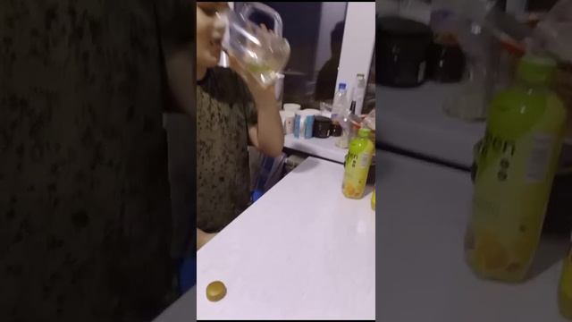 смешали напитки