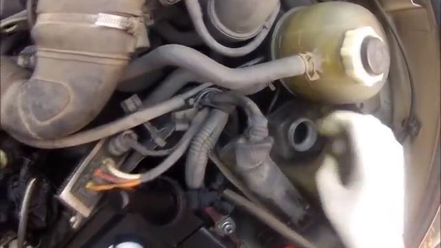 Freins à tambour, purger et tendre le cable de freins à main смотреть онлайн