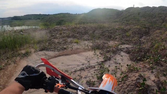 Приехали в карьер затестить Avantis 300pro EFI. Ну и угробить M1NSK X250 смотреть онлайн