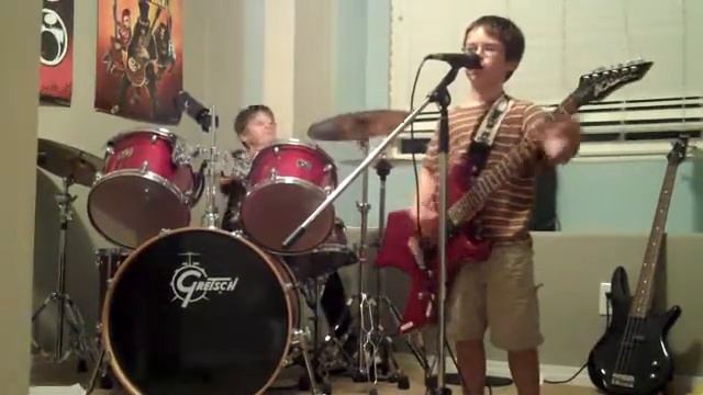 Smells Like Teen Spirit performed by Burnout. Bryce 10, Cole 8. смотреть онлайн