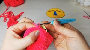 (19) Как вязать шарики, мячики из плюшевой пряжи. Игрушки для детей. Мастер класс «Школа навыков MS