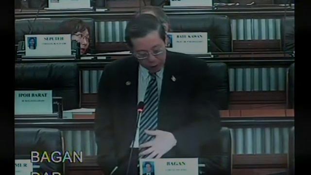 Merakyatkan Ekonomi Malaysia (1 of 10) смотреть онлайн