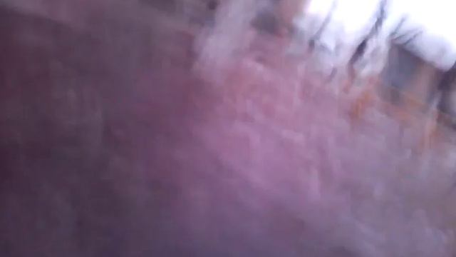 Походка в магазин. Упал прыгаю по лавочкам, ломаем лед, скользим по льду! смотреть онлайн