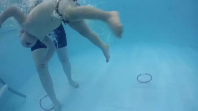 Грудничковое плавание «Водолазики» Яша 1,1 года смотреть онлайн