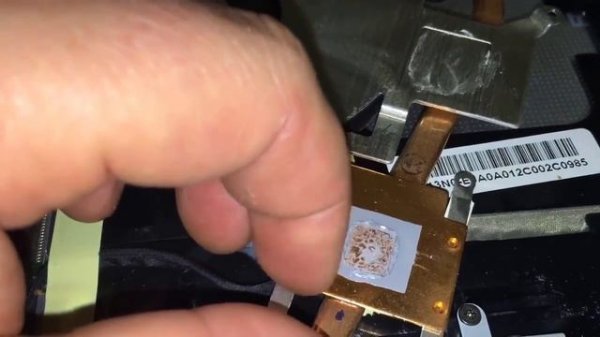 ASUS K50IN, чистка от пыли, замена термопасты