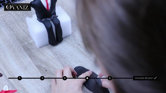How to make a fondant man sitting tutorial | Icing figures | Fondant man sitting смотреть онлайн