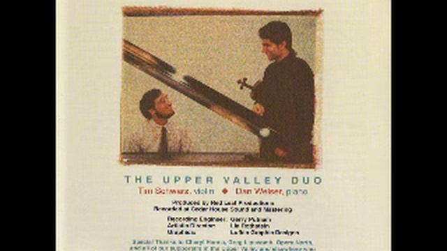 Upper Valley Duo plays Corigliano IV смотреть онлайн