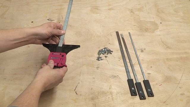 Milescraft 1400 SawGuide - Cut Circles with your Jig Saw or Use as Edge Guide for your Circular Saw смотреть онлайн