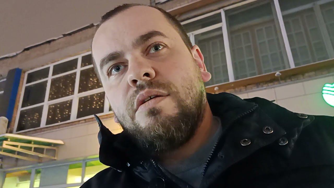 СтопХам-Оборзевший получает перцем в лицо смотреть онлайн