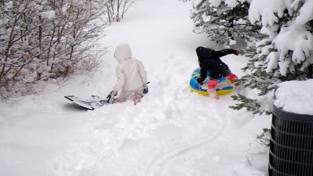 [Samsung NX10] Snow and Kids смотреть онлайн