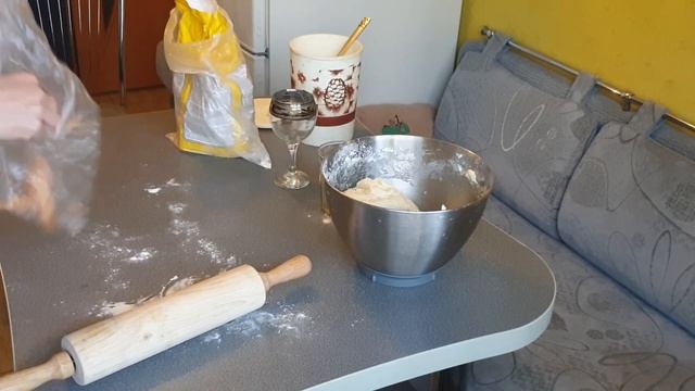 Готовим в самоизоляции/ Мое любимое печенье из творога / Kenwood КМ287 продолжение/ Часть 7/7 смотреть онлайн