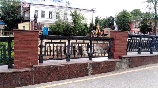 Воронеж - 5 Июня, Восстановление стены у Каменного моста после сильного ливня. смотреть онлайн