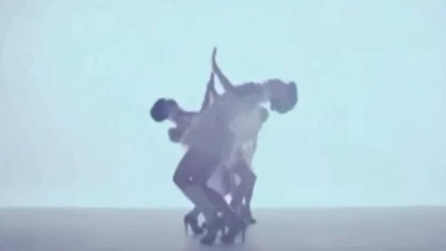 Sophie Ellis Bextor - Bittersweet HD смотреть онлайн