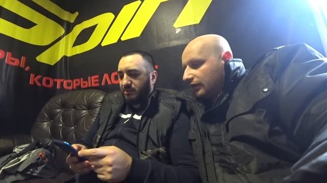Заурa Mercedes w124 / FIFA Mobile / Удушающий прием / Супер туса / Первые камни в влоге смотреть онлайн