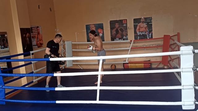 Кикбоксинг -видео...