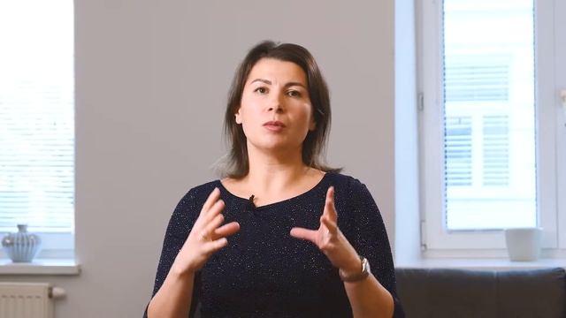 КАК ОТЛИЧИТЬ ПРИРОДНЫЙ САПФИР смотреть онлайн