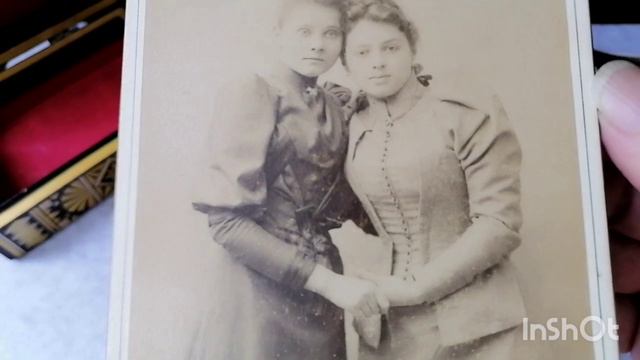 148. Распаковываем посылки вместе. Два письма и посылка.