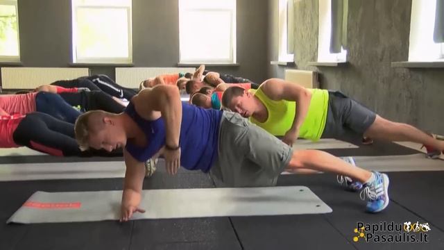 SUPER ABS TRAINING смотреть онлайн