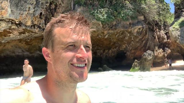 Exploring Phuket смотреть онлайн