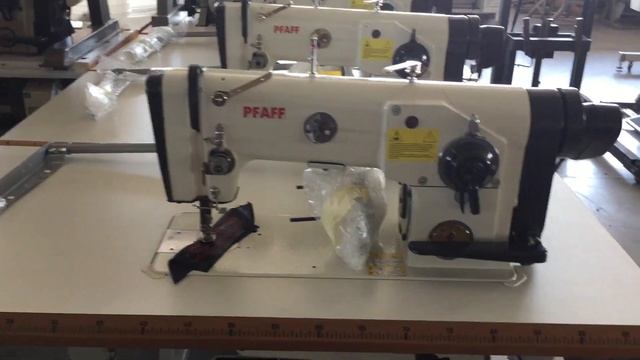 [Sewing Machines] Pfaff 438 900 ; 418 900 ; 938 900 ; 918 900 - Foggiato смотреть онлайн