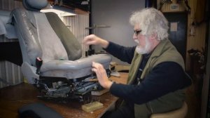 Обучение перетяжке салона. Как сделать плетеную отстрочку при перетяжке салона.