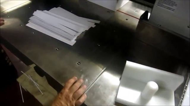 1999 Polar 78ES 30 Programmable Paper Cutter смотреть онлайн