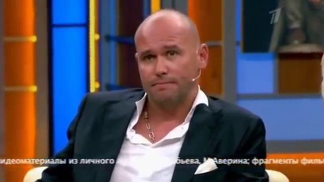 Максим Аверин. Монолог из спектакля "Все начинается с любви" смотреть онлайн