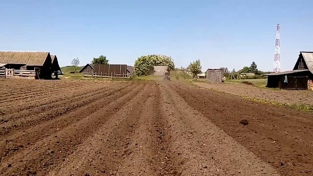 Прополка картофеля самодельными ежами,2018 г. смотреть онлайн