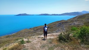 Из Феодосии в пос. Орджоникидзе. Прекрасные виды и страшные заброшки