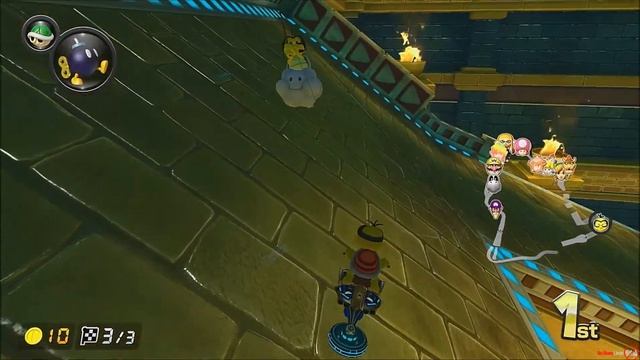 Mario Kart 8 Deluxe Blue Shell Dodge Replay, Horn Blast & Drop Outs смотреть онлайн