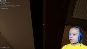 МОЙ РЕБЕНОК ДЕМОН в жёлтом Baby in Yellow