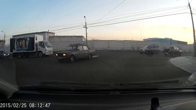 Помеха справа 2 смотреть онлайн