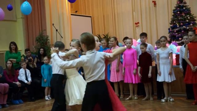 Новогодний концерт 27.12.13, танго смотреть онлайн