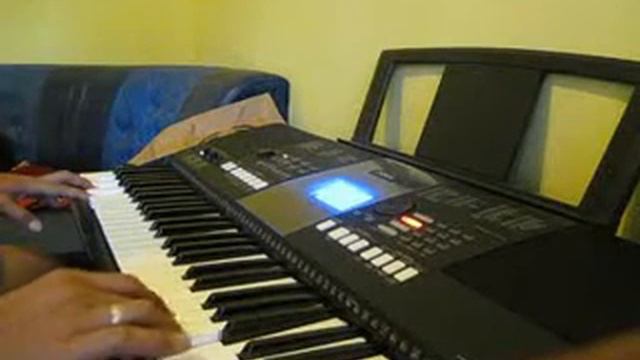 Gelandangan with PSR E423 смотреть онлайн