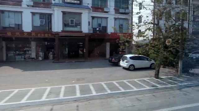 Китай / 2019 г. /сафари парк...Хайкоу смотреть онлайн