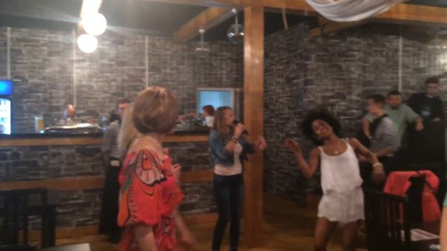 Валерия - часики ( поет Виктория Райкина, cover) смотреть онлайн