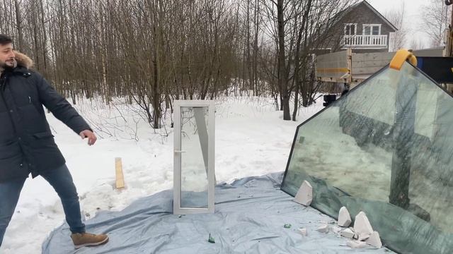 РАЗБИВАЕМ ПАНОРАМНЫЕ СТЕКЛОПАКЕТЫ ФАХВЕРКА И ОБЫЧНЫЕ СТЕКЛА/ИСПЫТАНИЕ УДАРОПРОЧНЫХ СТЕКОЛ смотреть онлайн